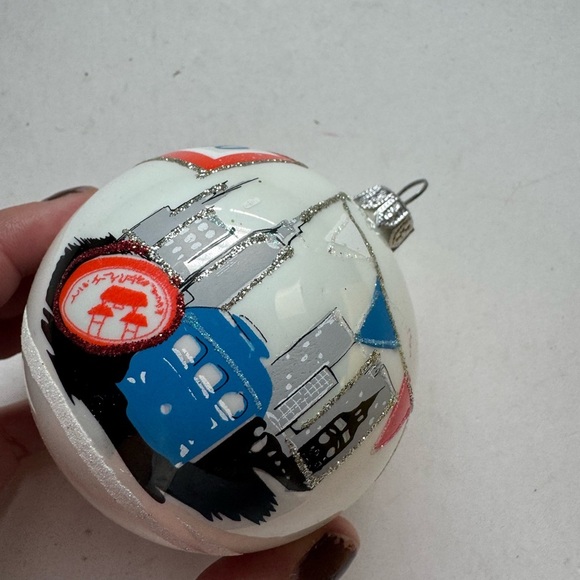 San Fransisco Ornament - Picture 3 of 3